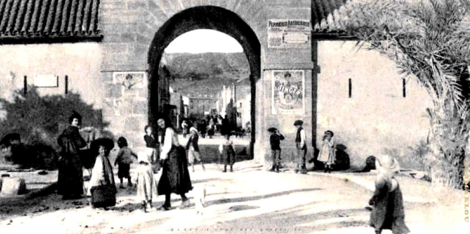 2307- Arzew - Porte de Mostaganem2 - 1903.jpg